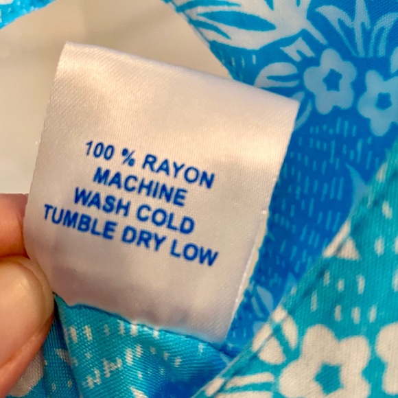 Island Beach Lifestyle Apparel Coverup - Picture 5 of 5